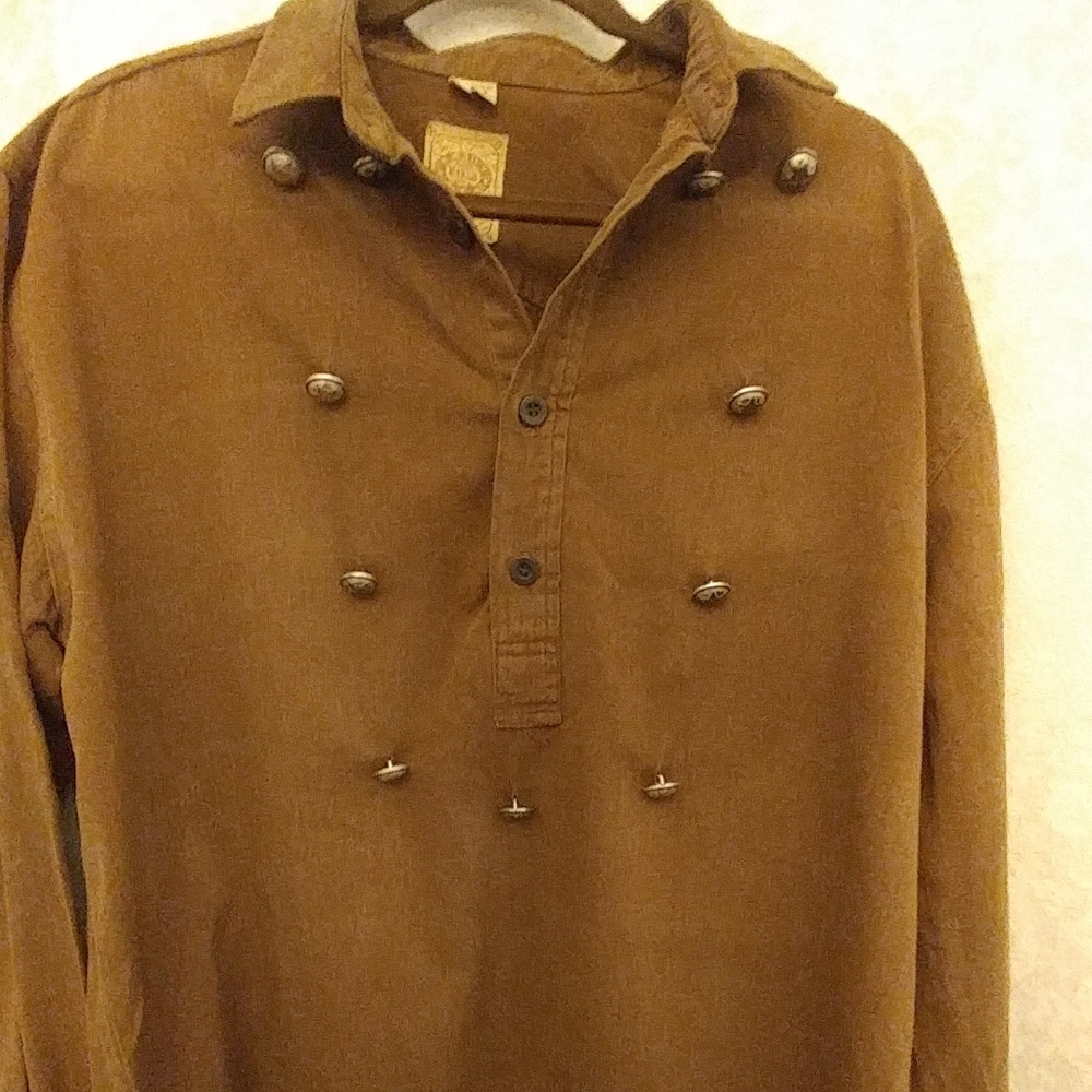 Wah Maker Frontier shirt with started buttons